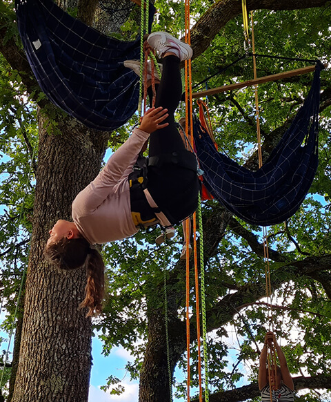 Activité grimpe d’arbres autour du camping du Lac, camping en Dordogne