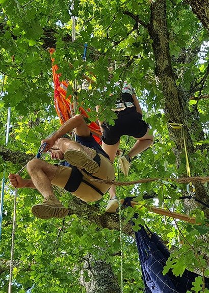 Activité accrobranche autour du camping du Lac, camping dans le Périgord