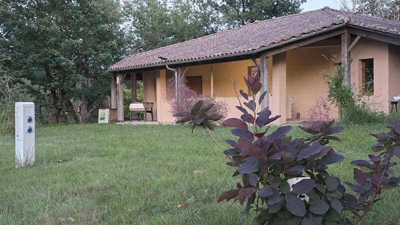 Sanitaires du camping du Lac, camping dans le Périgord